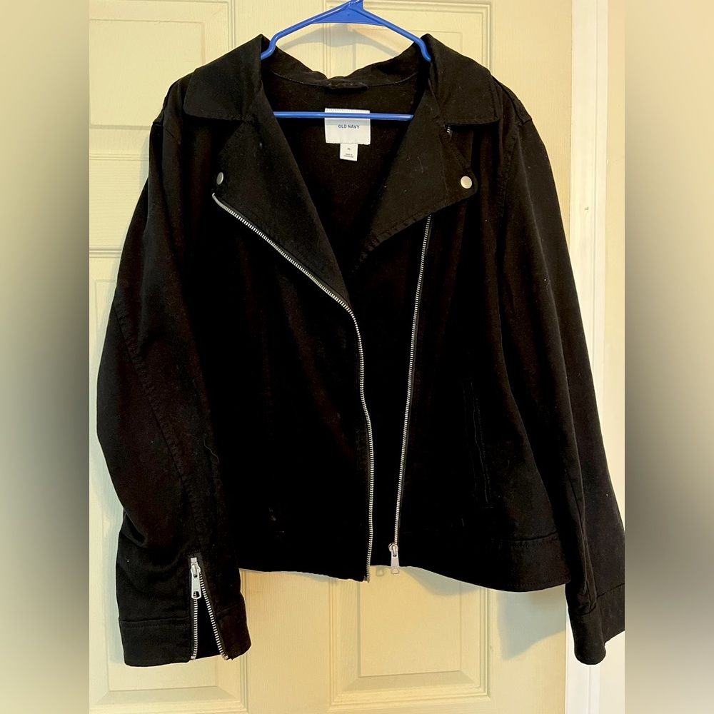 Old Navy Black Zippered Jacket